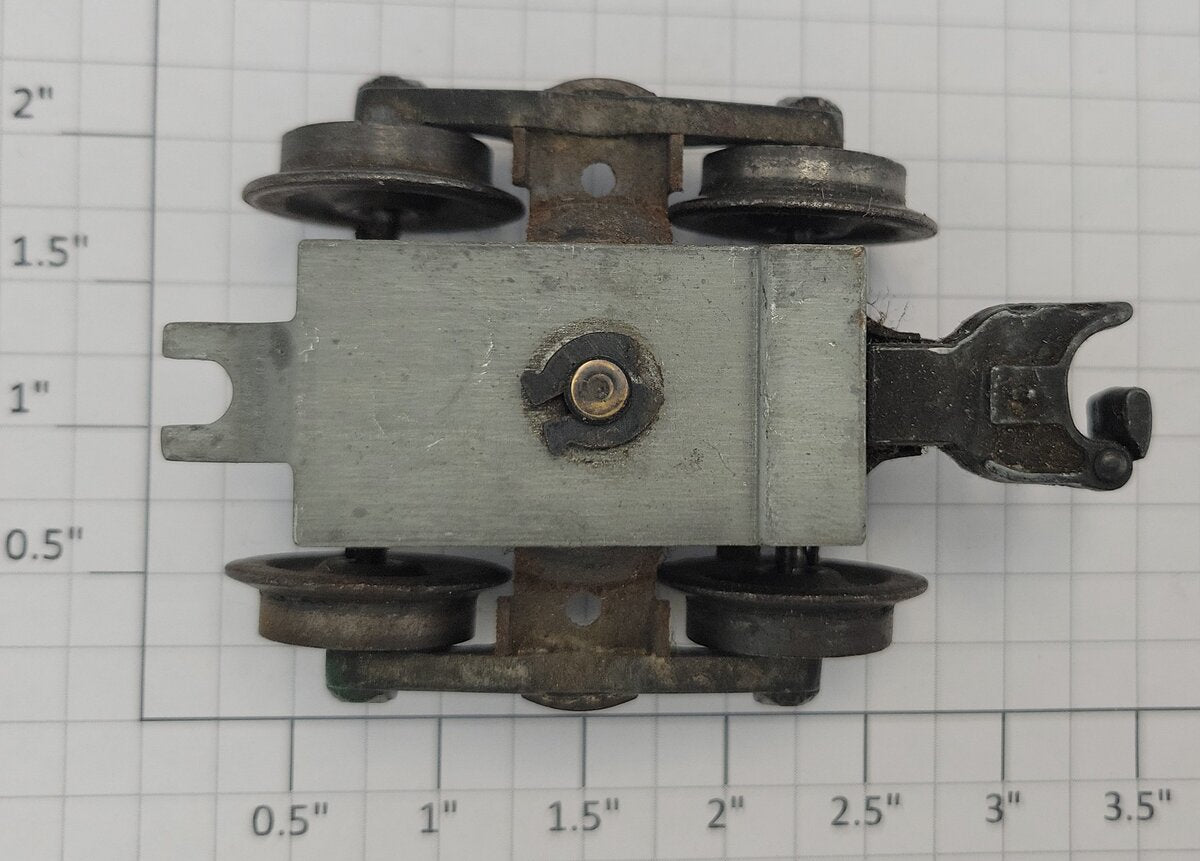 Lionel 479-2 Bar End Recessed Car Operating Coupler Truck w/ Mounting Bracket