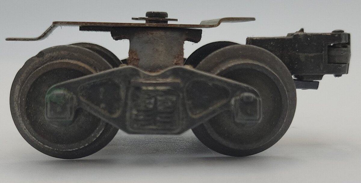 Lionel 479-2 Bar End Recessed Car Operating Coupler Truck w/ Mounting Bracket