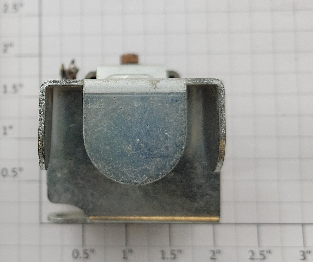 Lionel 2333-121X O Gauge Diesel Horn Relay & Mounting Bracket Assembly