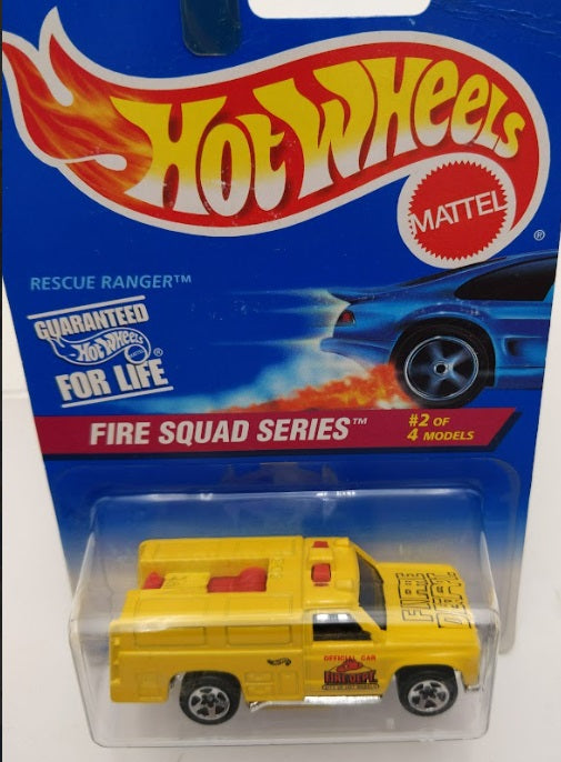 Hot Wheels 15274 1:64  Fire Rescue Series Fire Dept. # 2 of 4 Models