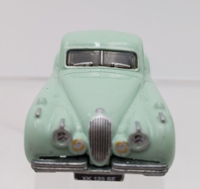 Matchbox 0010 1:64 Lesney Edition Mint 54 Jaguar XK 120SE Die Cast Body&Chassis