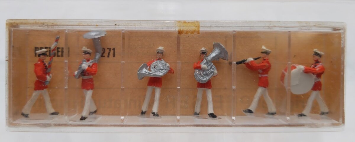 Preiser 271 HO Scale Marching Band Figures (Set of 6)