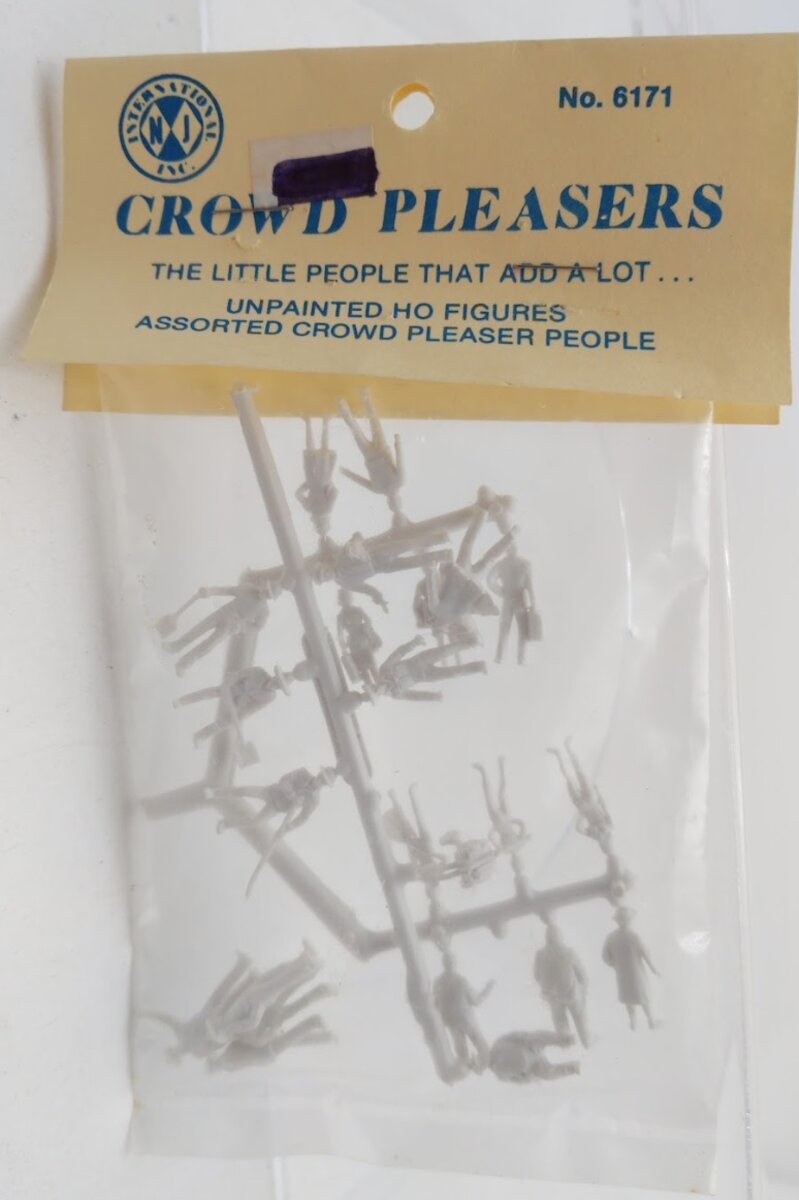 NJ International 6171 HO Scale Assorted Unpainted People Plastic Figures