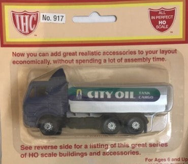 IHC 917 HO City Oil Tank Cargo Tanker Truck