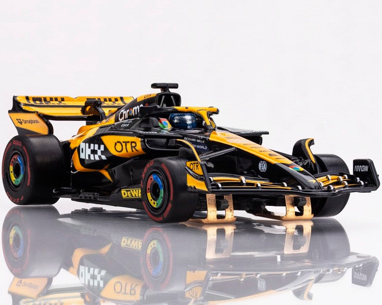 AFX 22104 HO Mega G+ Formula 1 McLaren F1 MCL38 #81 Oscar Piastri Slot Car