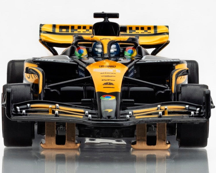 AFX 22104 HO Mega G+ Formula 1 McLaren F1 MCL38 #81 Oscar Piastri Slot Car