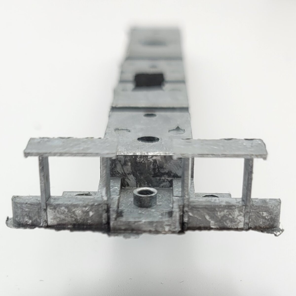 Roundhouse 25100 HO Unfinished Diecast 0-6-0 Underframe