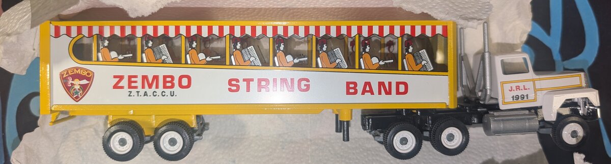 Winross 1991 1:64 Diecast Zembo Temple String Band Tractor Trailer