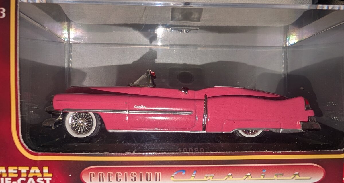 Sun Star 10080 1:43 Diecast Pink 1953 Cadillac Open Convertible