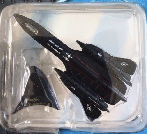 Maisto 15061 Tailwinds SR-71 Blackbird US Air Force Die Cast Aircraft