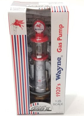 Gearbox 7275 1:25 Die Cast 1920's Mobilgas Special Wayne Gas Pump