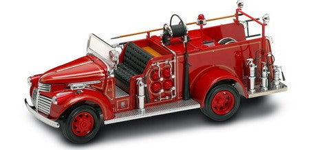 YatMing 20068 1:24 Scale Red Diecast 1941 GMC Firetruck w/24K Gold Plated Coin
