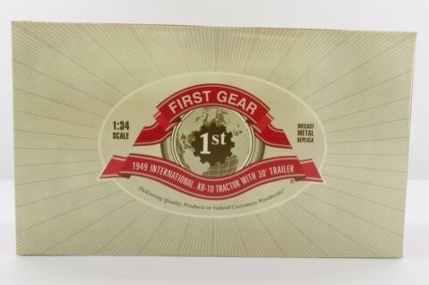 First Gear 19-3461 1:34 1949 International KB-10 Tractor w/30' Trailer