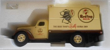 First Gear 19-2619 1:34 International KB-8 Red Top Beer Dry Goods Van w/Gate
