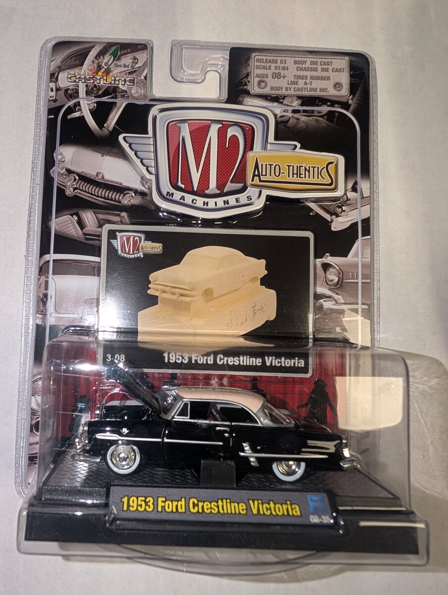 M2 Machines 31500 1:64 Diecast Black 1953 Ford Crestline Victoris w/White Top