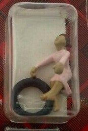 Campbell Scale Models 1267 Z Scale Weston Mini Figure Girl w/Tire Figure