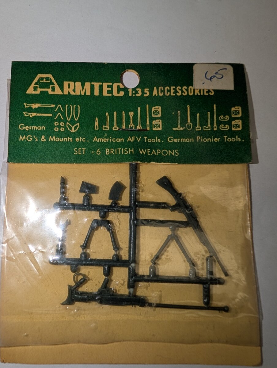 Armtec #6 1:35 Plastic British Weapons