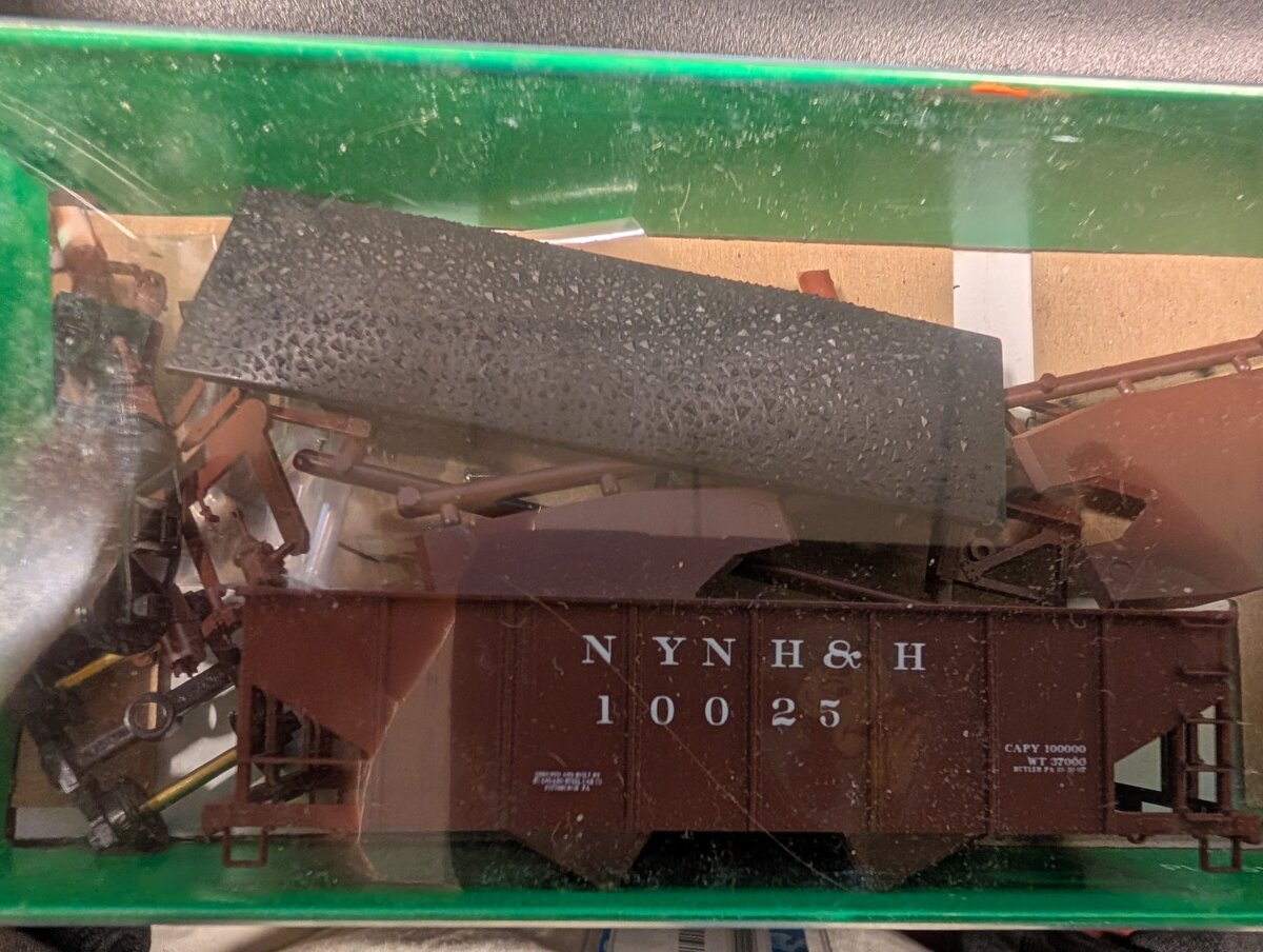 Bowser 56225 HO NYNH&H GLa 2-Bay Hopper #10025