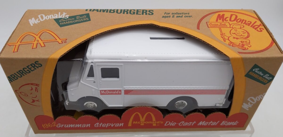Ertl H300 1962 Grumman Stepvan McDonalds Delivery Truck Diecast Metal Bank