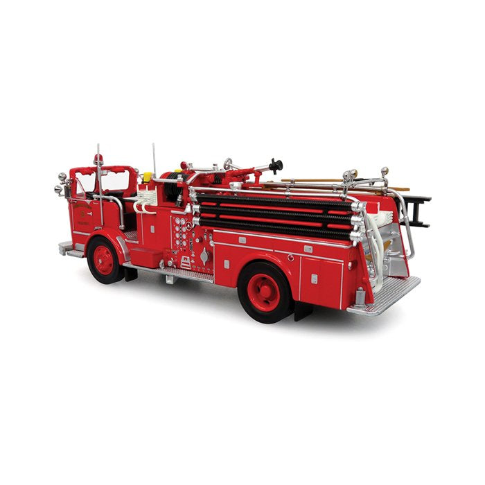 Iconic Replicas 50-0544 1:50 1965 Crown FireCoach: LACoFD Engine 51