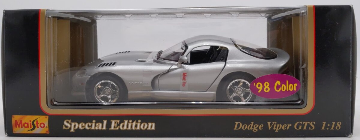 Maisto 31832 1:18 Silver '98 Color Dodge Viper GTS 1996 Special Edition