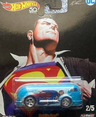 Hot Wheels FKY26 1:64 Diecast DC Superman Haulin Gas Vehicle