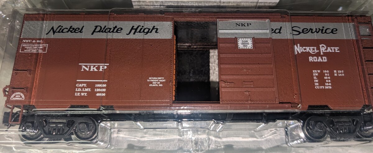 RMT 96445 O Nickel Plate Road High Speed Service 40' Boxcar