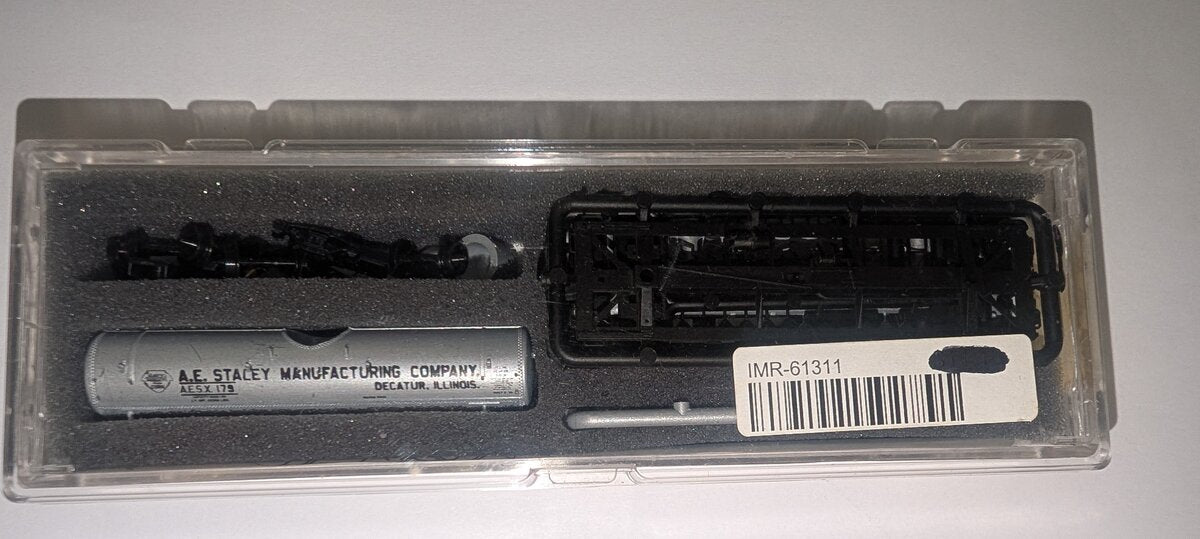 InterMountain 61311-04 N A.E. Staley ACF Type 27 Riveted 8,000 Gallon Tank Car