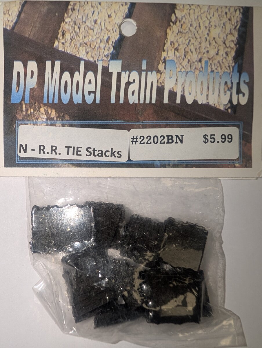 DPM 2202BN (DP Model Train Products) N Gauge Railroad Tie Stacks