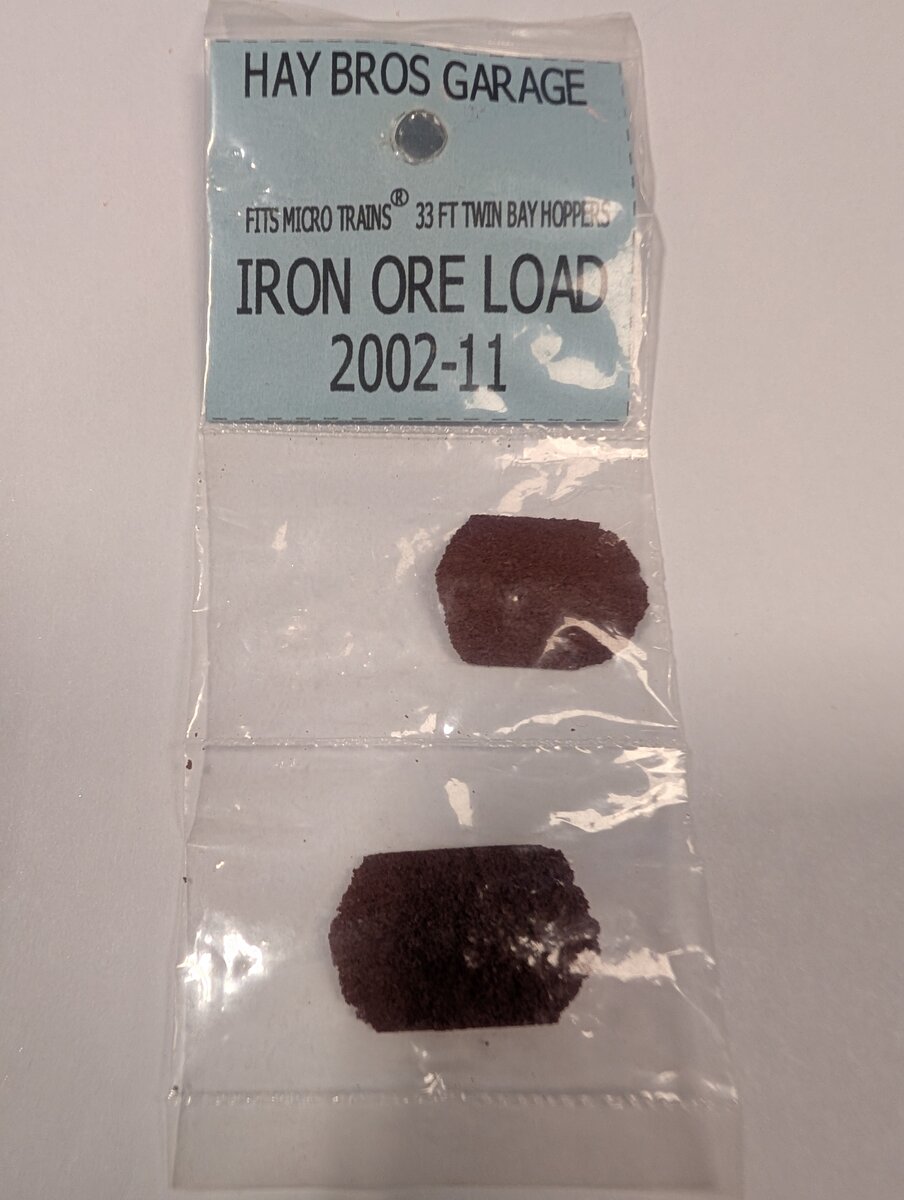 Haybros 2002-11 N Scale Iron Ore Load Fits Micro Trains 33' Twin Bay Hoppers