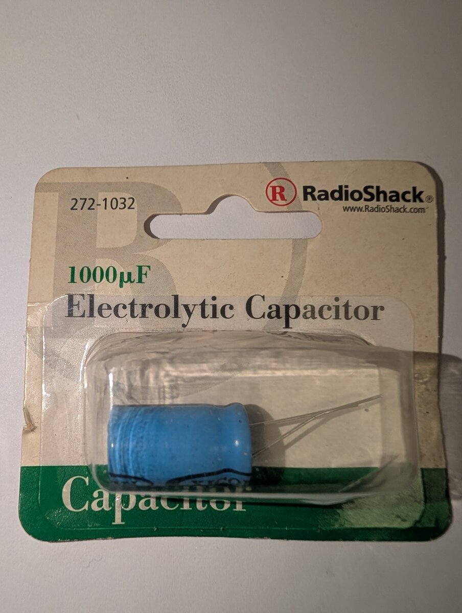 Radio Shack 272-1032 Electrolytic Capacitor 1000 uF