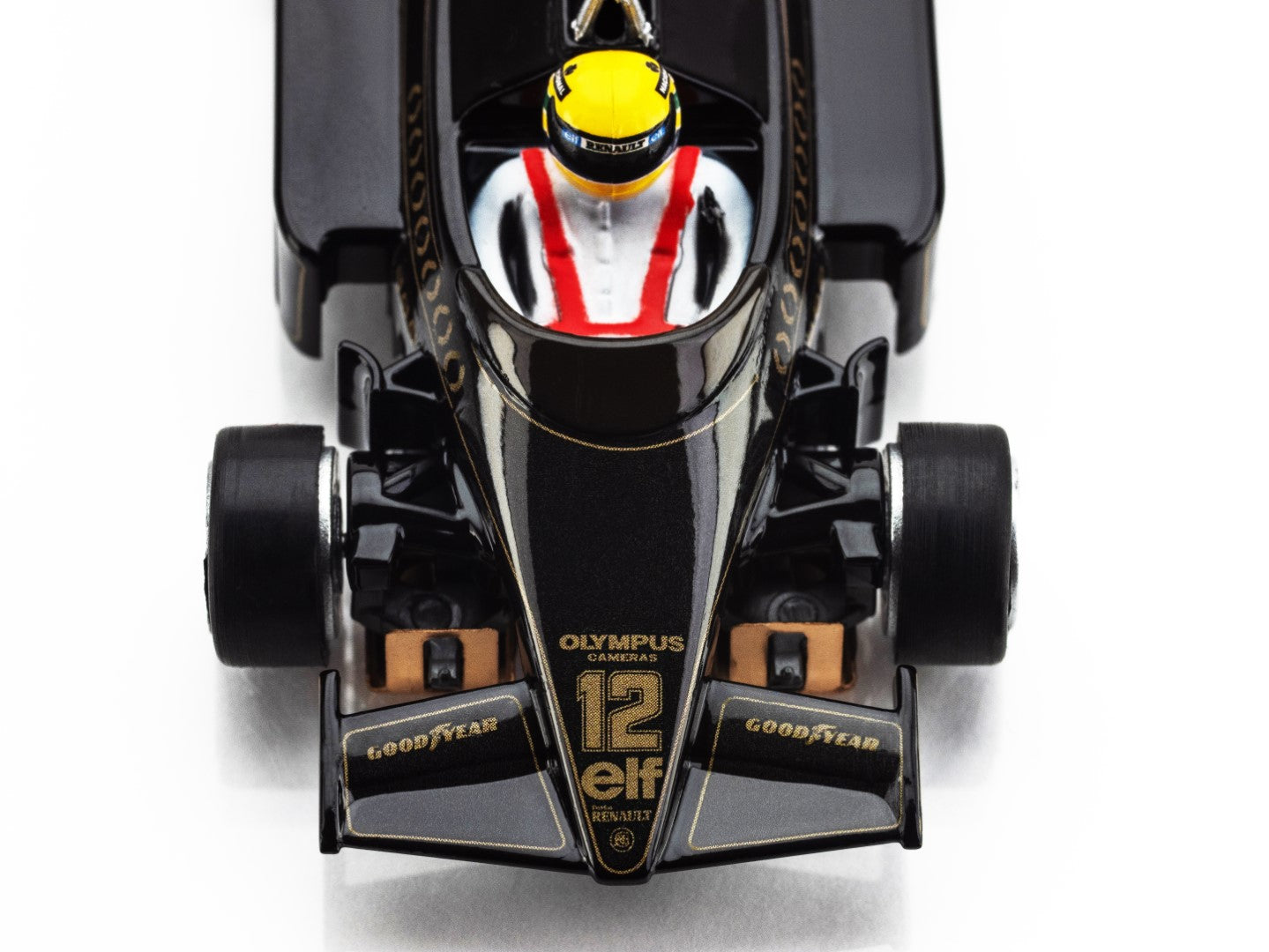 AFX 22113 HO Black/Gold Lotus 97T 1985 Slot Car
