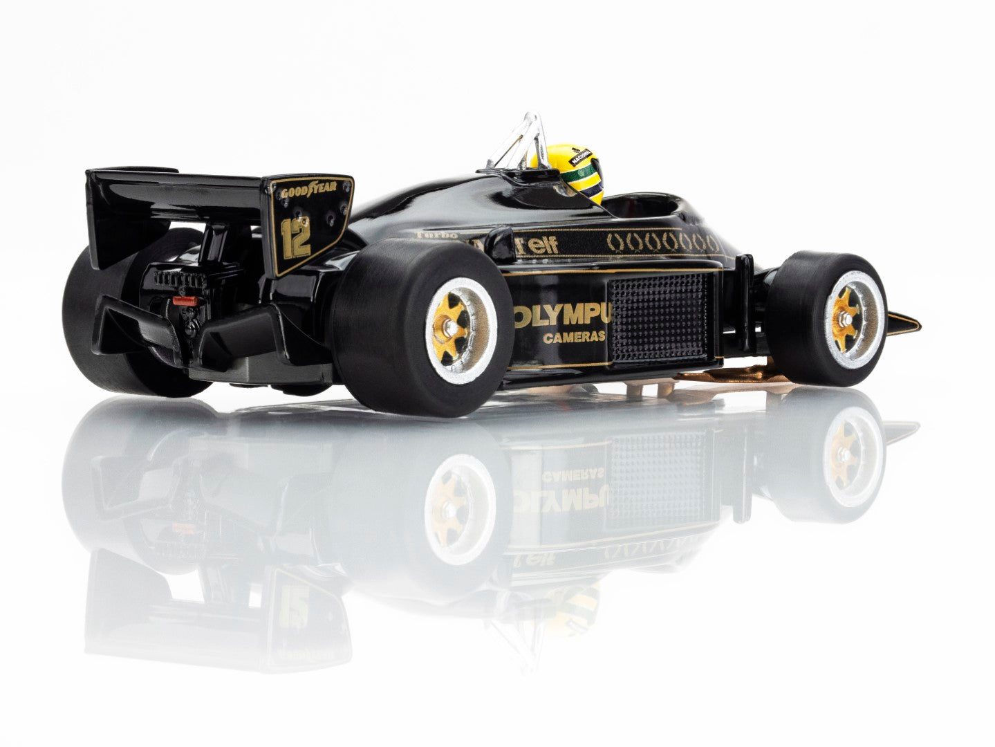 AFX 22113 HO Black/Gold Lotus 97T 1985 Slot Car