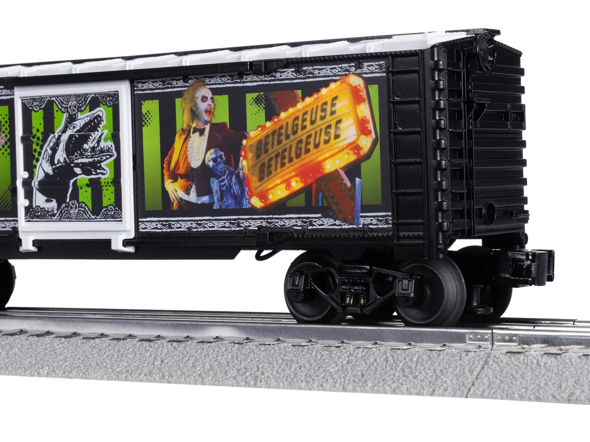 Lionel 2528010 O Beetlejuice Lighted Boxcar