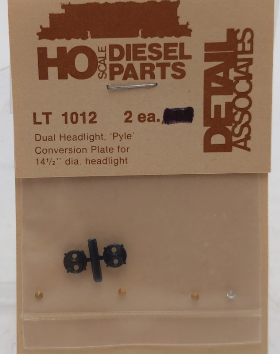 Detail Associates LT1012 HO Dual Headlight Pyle Conversion Plate For 14-1/2