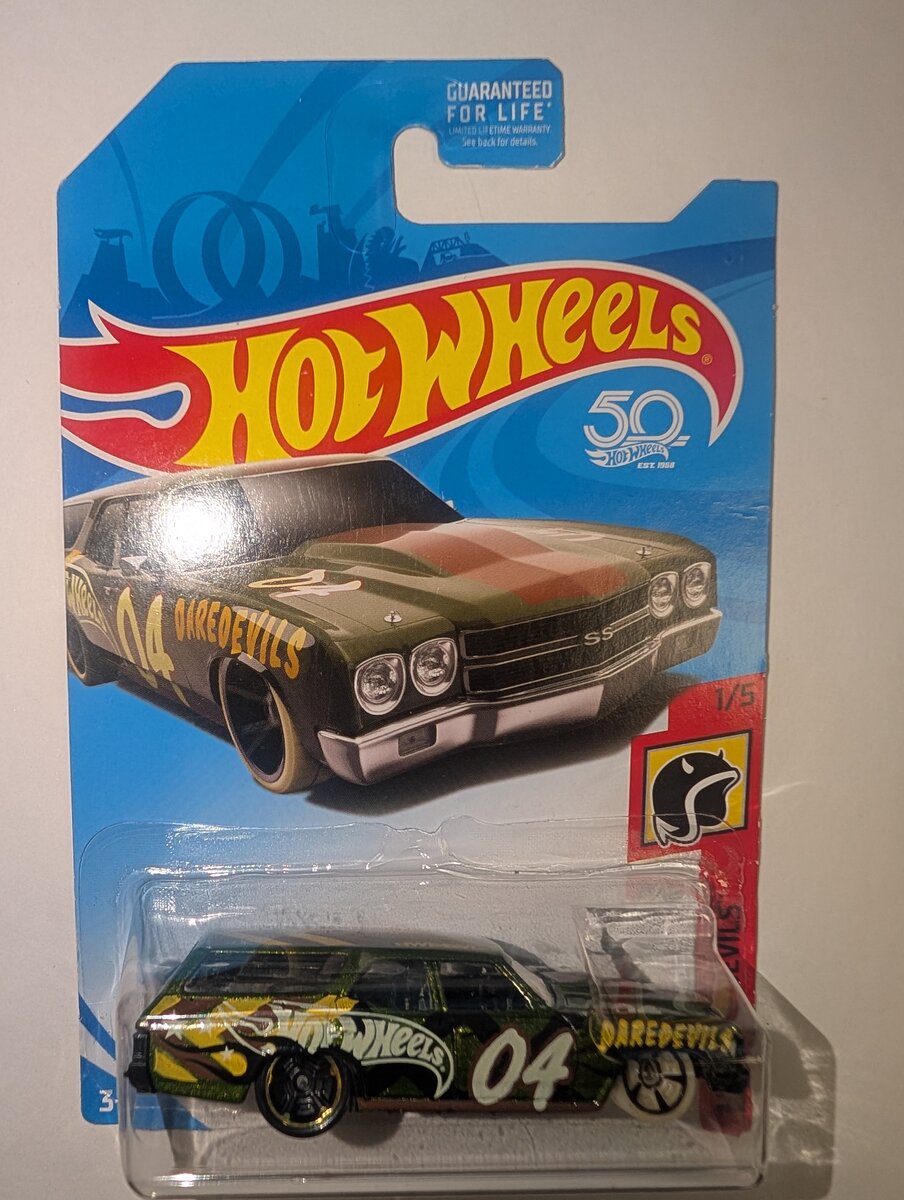 Hot Wheels FRR82-D9C0M 1:64 Diecast HW Daredevils '70 Chevelle SS Wagon