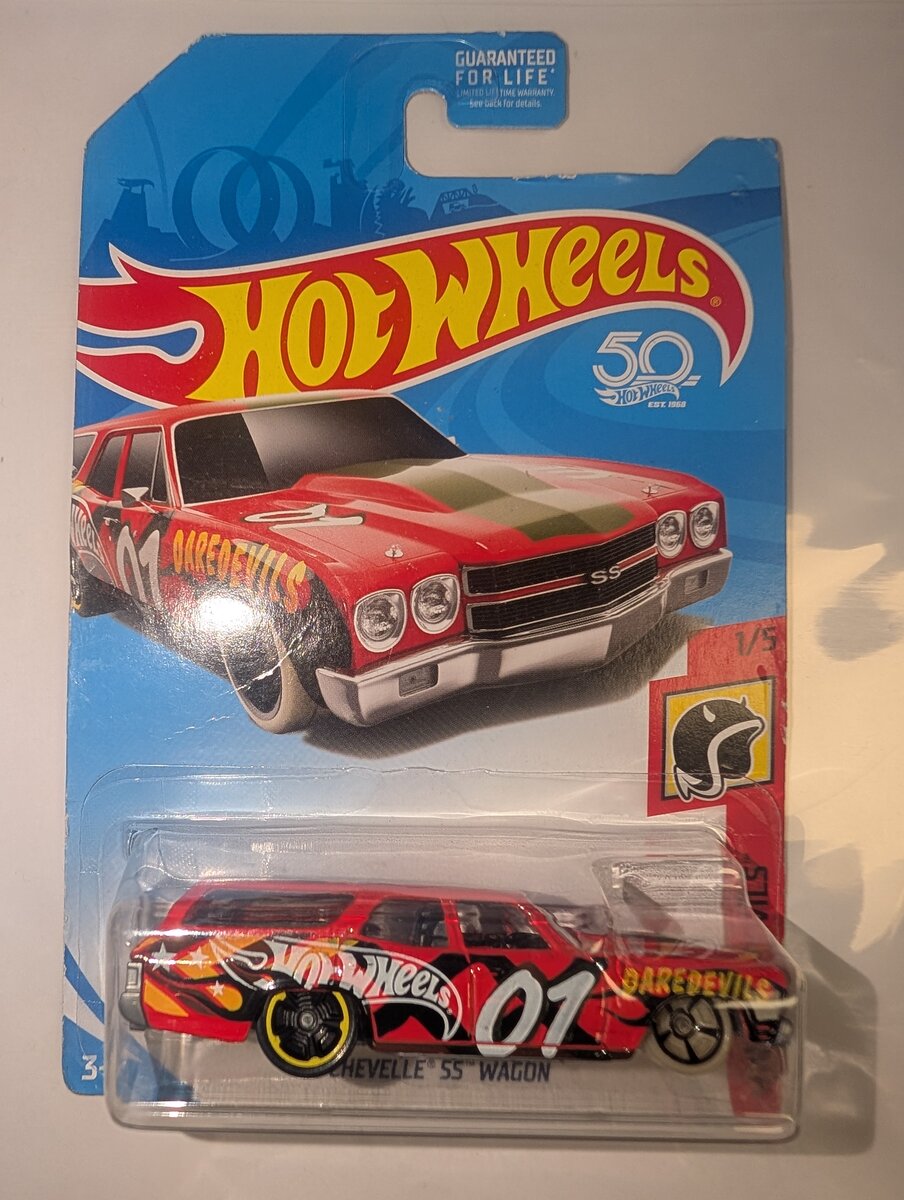 Hot Wheels FJX50-D9C0D 1:64 Diecast HW Daredevils '70 Chevelle SS Wagon