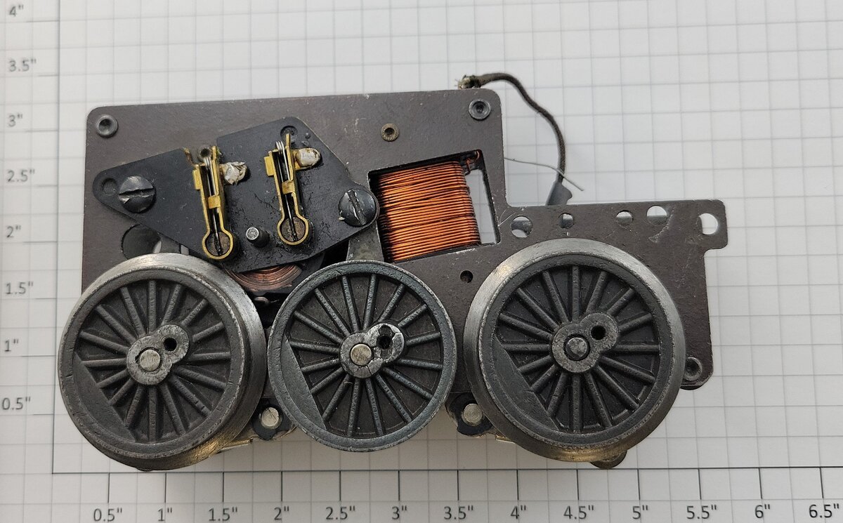 Lionel 2055-100 6-Wheel Steam Chassis Motor without E-Unit