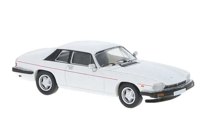 Brekina Automodelle PCX870331 HO Assembled White Jaguar XJ-S Car