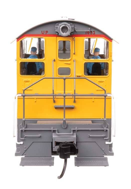 Walthers 920-50511 HO Union Pacific EMD NW2 Diesel Locomotive Standard DC #1052