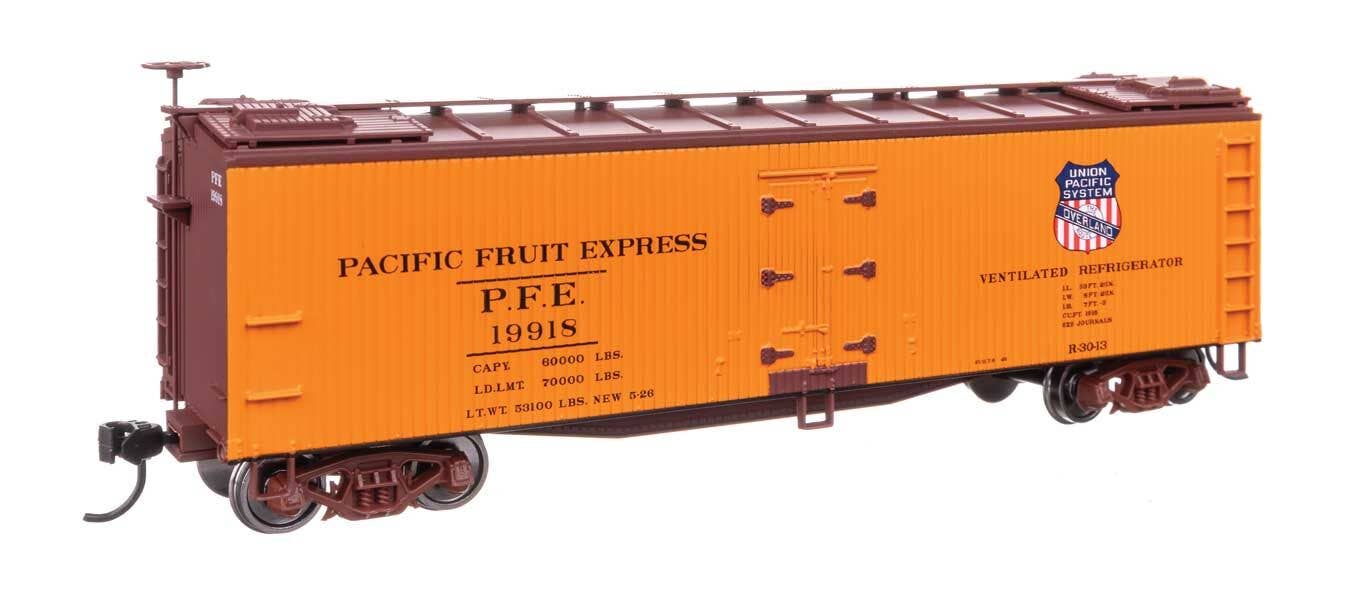 Walthers 910-41228 HO Pacific Fruit Express SP/UP 40' Early Reefer RTR #19918