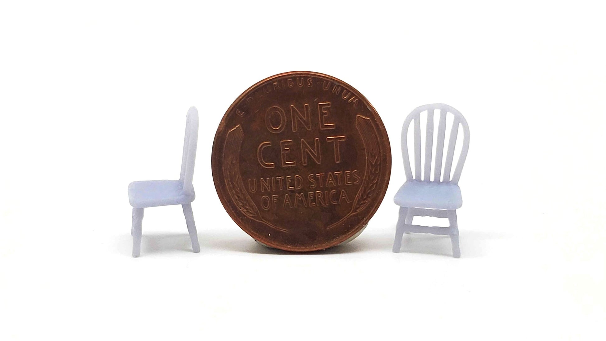 All Scale Miniatures 8711016 HO Rounded Wooden Chairs (Pack of 2)