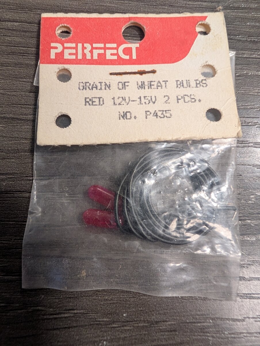 Perfect Parts P435 Red Grain of Wheat 12 -15 Volt Bulbs (2 PCS)