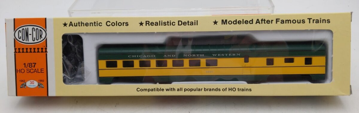 Con-Cor 0001-001016 HO 72' Diner Chicago & North Western Passenger Car Kit