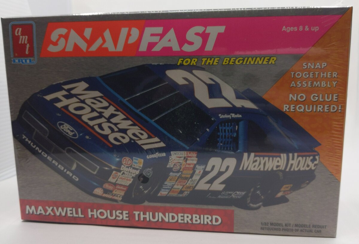 AMT 8708 1:32 Snap Fast # 22 Maxwell House Thunderbird Model Kit