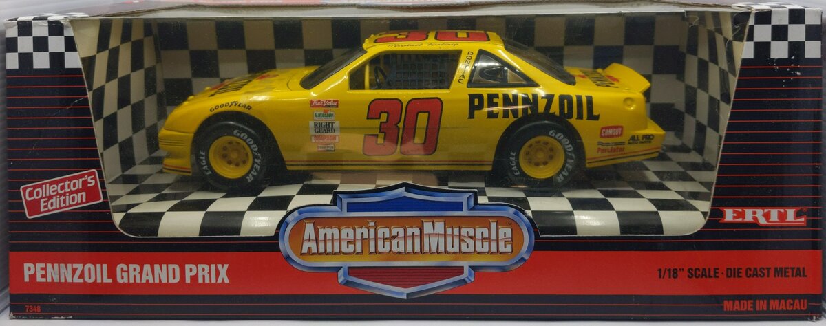 Ertl 7348 1:18 #30 Pennzoil Pontiac Grand Prix Die Cast Model Car