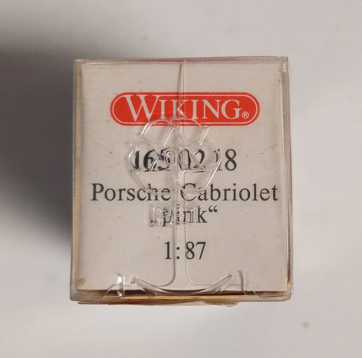 Wiking 1650218 HO Scale Hot Pink Porsche Cabriolet Plastic Model Car