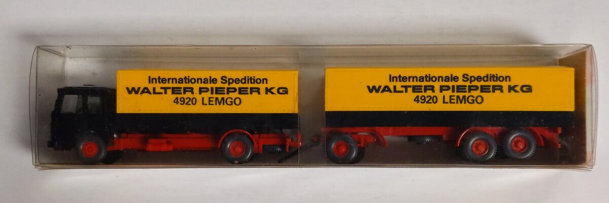 Wiking 25421 HO Scale Walter Pieper KG Double Tractor Trailer Plastic Model Car