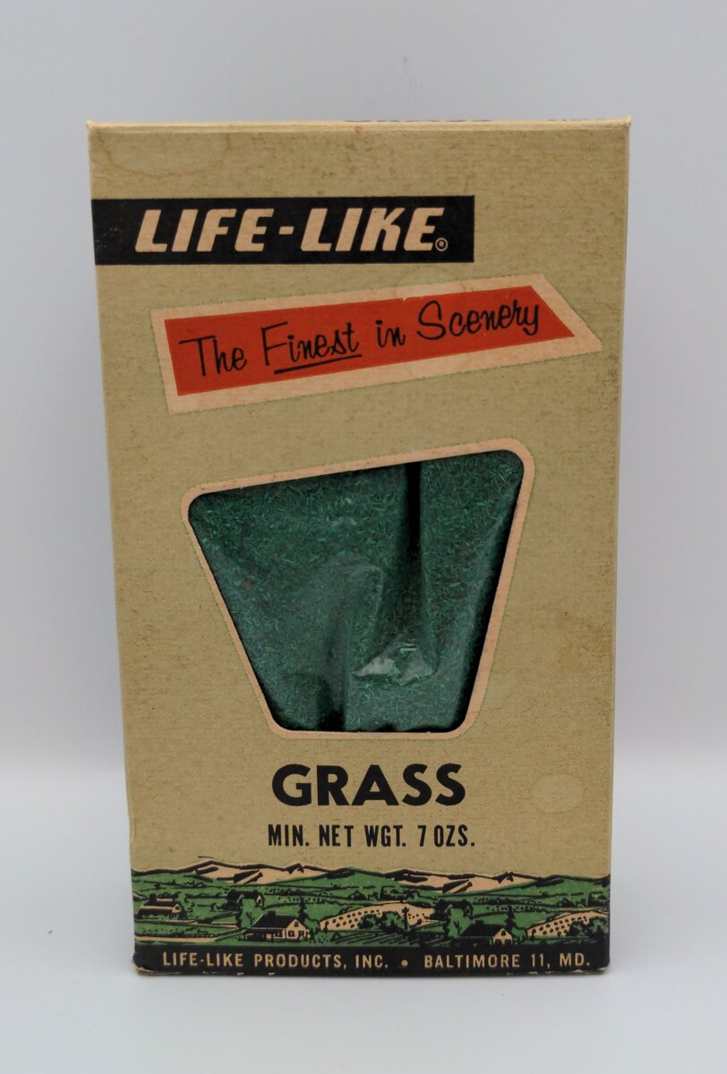 Life Like S107S Green Grass 7 Oz. Box