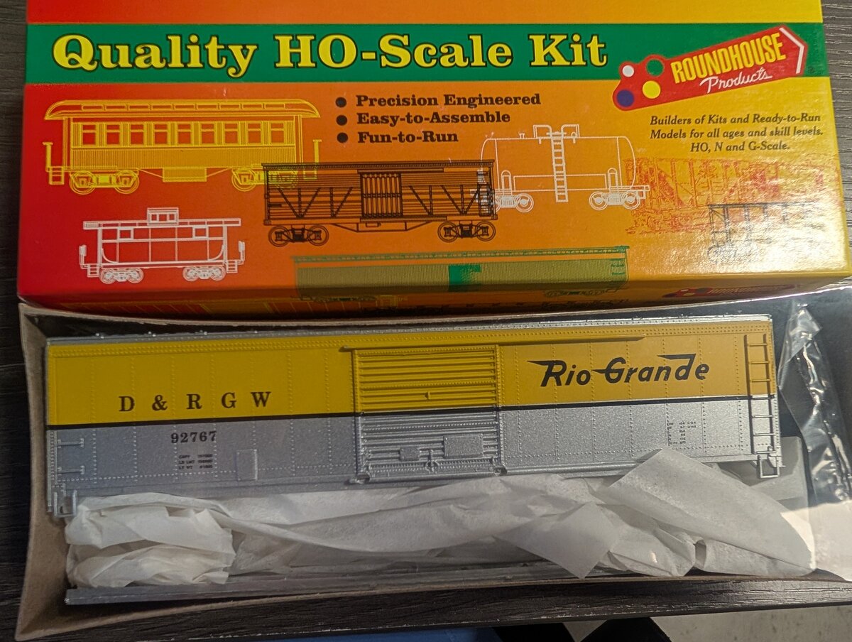 Roundhouse 01201 HO Scale Denver & Rio Grande Single 50' Box Car # 92767 Kit